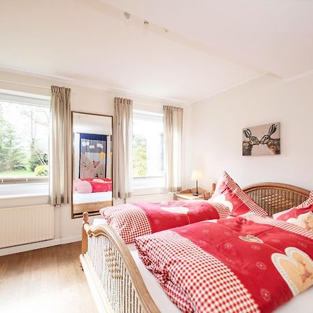 Immenhagen Ferienwohnungen Malente Esterno foto